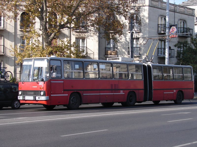 Hier ein Ikarus 260 in Budapest/Ungarn. Aufgenommen am 21.10.2007