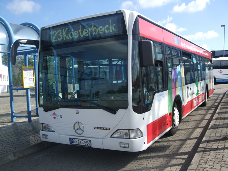Linie123 von Rostock Hauptbahnhof/Sd Richtung Ksterbeck wartet auf die Abfahrt in der Haltestelle Rostock Hauptbahnhof/Sd(12.09.09)