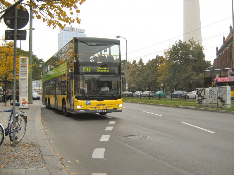 Linienbus der Linie M48 nach Zehlendorf in Berlin-Mitte, 12.10.2008