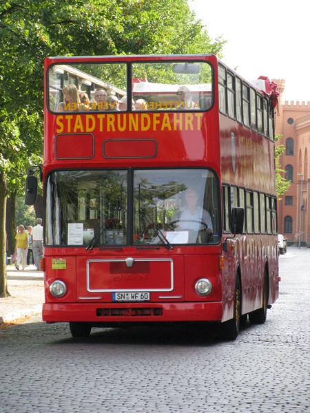MAN ..... Doppelstockbus der NVS fr Stadtrundfahrten eingesetzt, in Schwerin in der Alexandrinenstrae 15.08.2009
