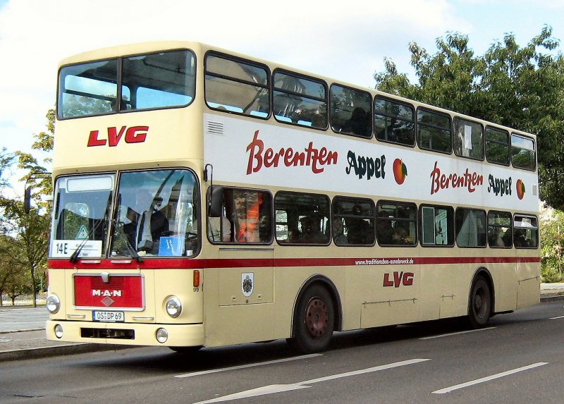 MAN-Doppeldeckerbus in Berlin-Tegel am 13.9.2008