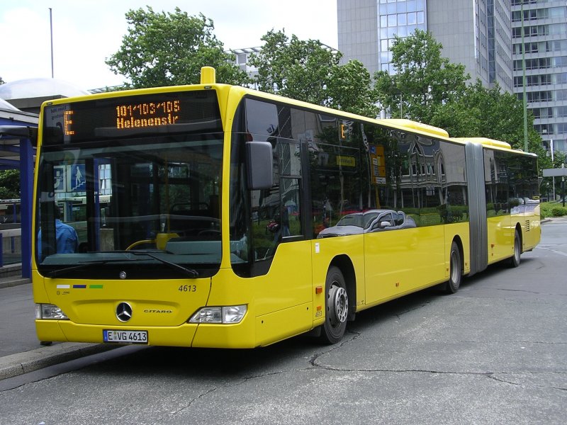 MB Citaro,EVAG Wagen 4613 ,Linie E 101/103/105/,Helenenstr. 
am Essener Hbf.(19.07.2008) 