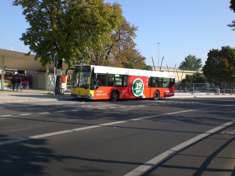 Mercedes-Benz O 530 I (Citaro) als SEV fr die S-Bahnlinien5,7,75 zwischen S+U Bahnhof Lichtenberg und S-Bahnhof Rummelsburg.