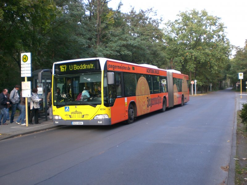 Mercedes-Benz O 530 I (Citaro) auf der Linie 167 nach U-Bahnhof Boddinstrae an der Haltestelle Kpenick Mggelschlchenweg.