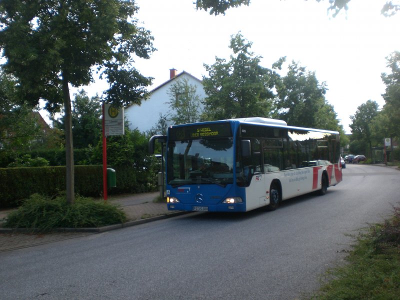 Mercedes-Benz O 530 I (Citaro) auf der Linie 489 nach S-Bahnhof Wedel an der Haltestelle Wedel Llanden.