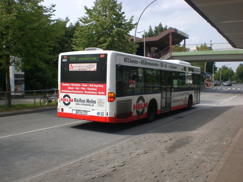 Mercedes-Benz O 530 I (Citaro) auf der Linie 154 nach S+U Bahnhof Berliner Tor am S-Bahnhof Wilhemsburg.
