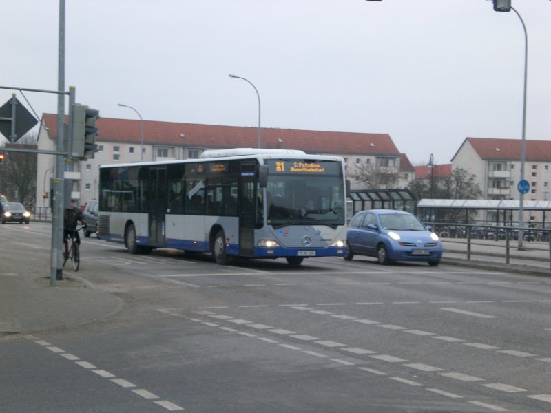 Mercedes-Benz O 530 I  (Citaro) auf der Linie X1 nach Potsdam Hauptbahnhof am S-Bahnhof Teltow Stadt.
