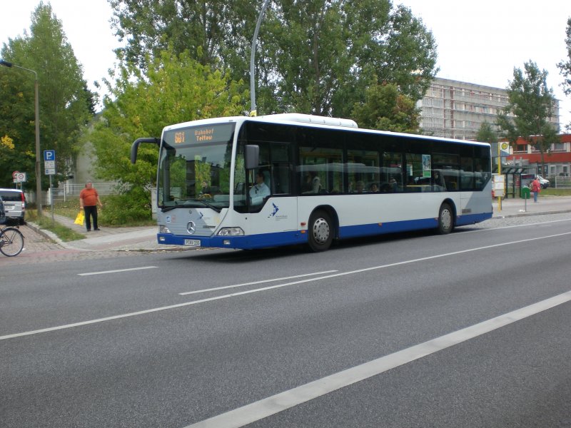 Mercedes-Benz O 530 I  (Citaro) auf der Linie 601 nach Bahnhof Teltow an der Haltestelle Teltow Warthestrae.