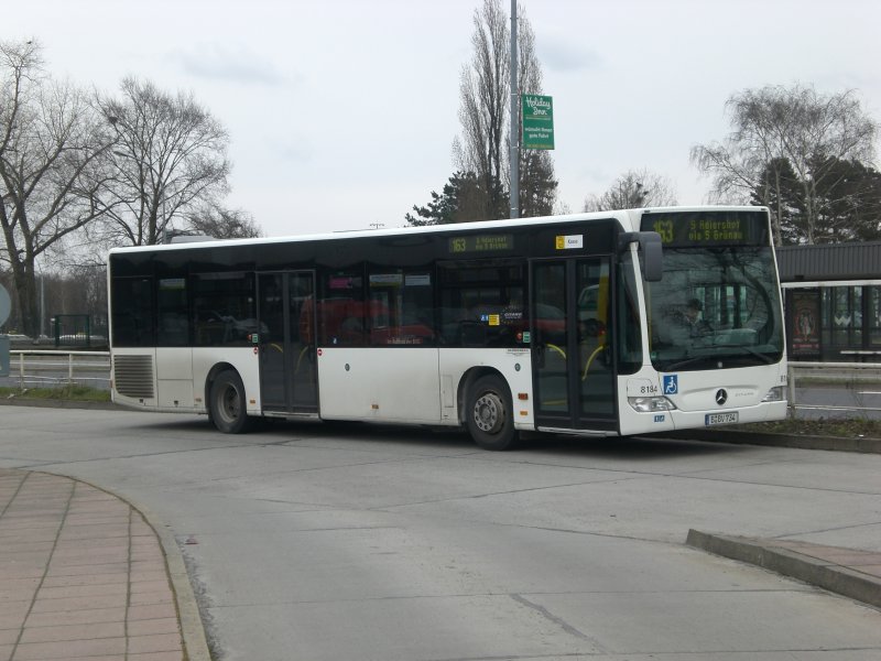Mercedes-Benz O 530 II (Citaro Facelift) auf der Linie 163 nach S-Bahnhof Adlershof am S-Bahnhof Flughafen Berlin Schnefeld.