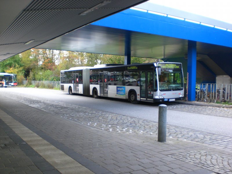 Mercedes-Benz O 530 II (Citaro Facelift) auf der Linie 12 nach Geesthacht ZOB am U-Bahnhof Billstedt.