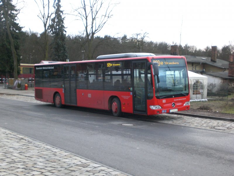 Mercedes-Benz O 530 II  (Citaro Facelift) auf der Linie 929 am S-Bahnhof Strausberg.