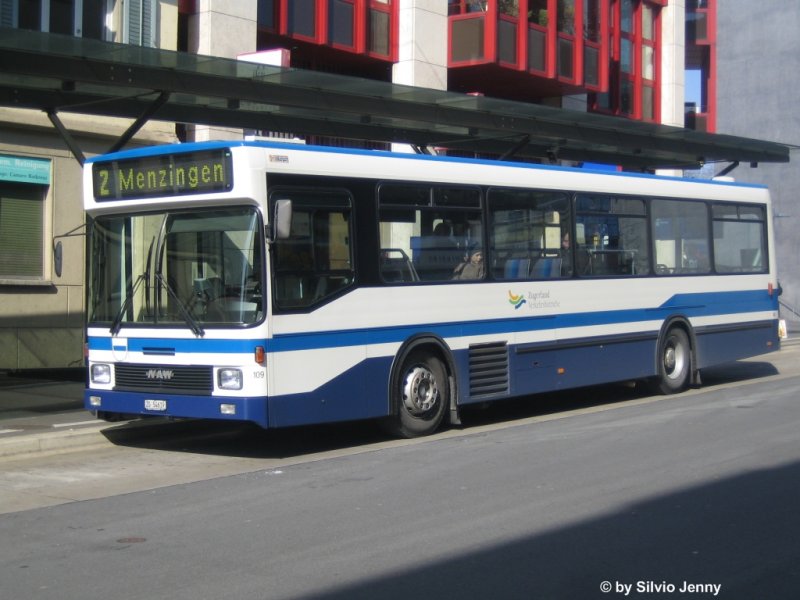 NAW/Hess Nr. 109 am 8.3.08 auf dem Bahnhofplatz von Zug