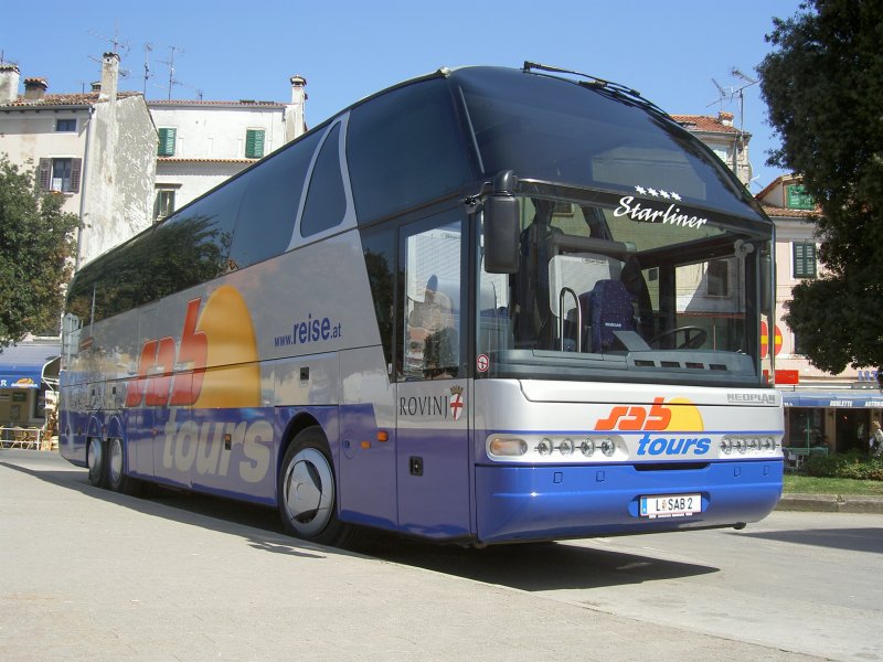 Der 4* Neoplan Starliner der sabtours Touristik GmbH wurde auf