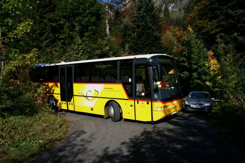 PostAuto Ostschweiz, PU Gruber, Oberschan, SG 11'917 (Neoplan N314, 2001) am 23.9.2007 unterwegs von Palfries zum Depot in Oberschan. 