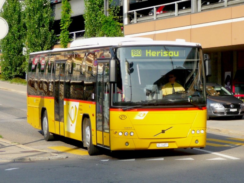 Postauto - Volvo 8700 Bus SG 14677 unterwegs auf der Linie 180 in Herisau am 03.09.2008
