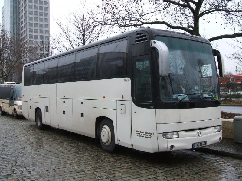 Reisebus ILIADE RTX , von Reisedienst Samstag aus Hofheim im Dortmunder Busbahnhof.(06.12.2007)