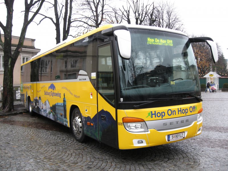 S 416 GT Wagen 5570 der Salzburg Stadtrundfahrt am 21.12.08 am Mirabellplatz