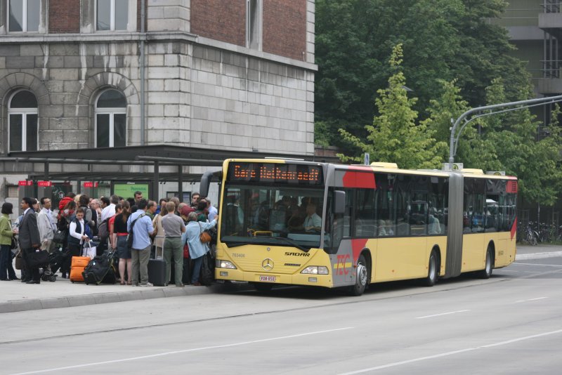 Sadar 763406 aus Belgien als SEV wegen Unwetterschden
Richtung Gare Welkenraedt (Belgien) am HBF Aachen
Juli 2009