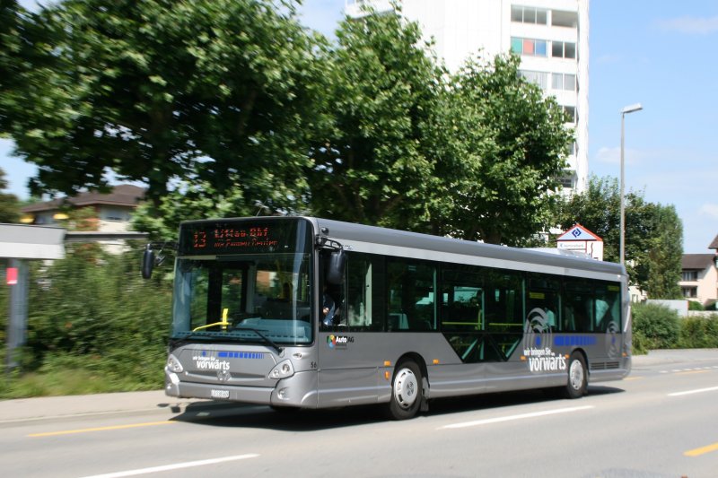 Seit Dezember 2008 betreibt die Auto AG Rothenburg die Linie 13 in verlngerter Form. Zum Betrieb dieser Linie, die von den vbl bernommen wurde, wurden solche Heuliez GX 327 beschafft. Hier ist die Nr. 56 am 11. August bei der Abfahrt von Littau Gasshof zu sehen.