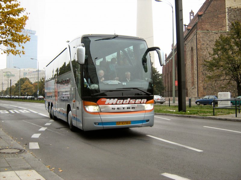SETRA-Reisebus in Berlin-Mitte, 12.10.2008