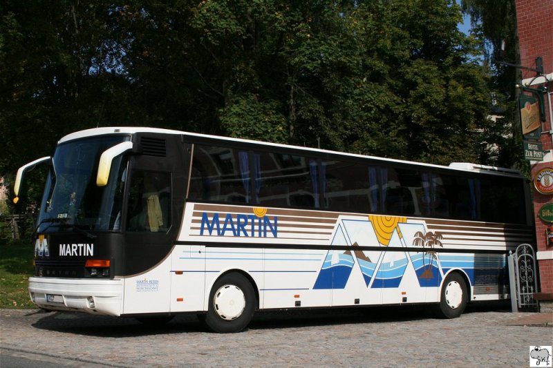 Setra S 200 des Busunternehmens  Martin  aus Teuschnitz im Landkreis Kronach. Aufgenommen am 12. September 2009 in Schnheide.