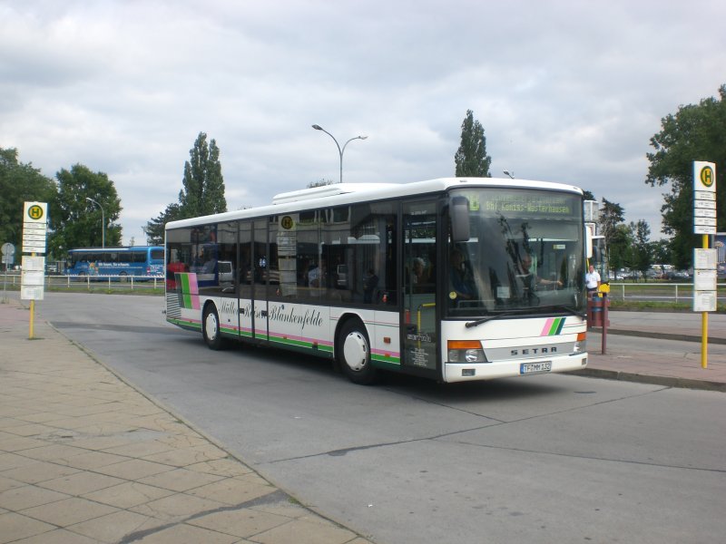 Setra S 300er-Serie NF als SEV fr die Regionalbahnlinie 14 zwischen S-Bahnhof Flughafen Schnefeld und S-Bahnhof Knigs Wusterhausen.