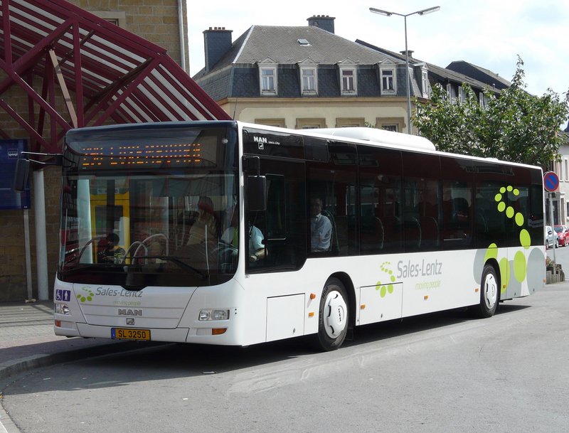 (SL 3250) MAN Bus des Unternehmens Sales Lentz aus Bascharage fotografiert am 15.06.08.