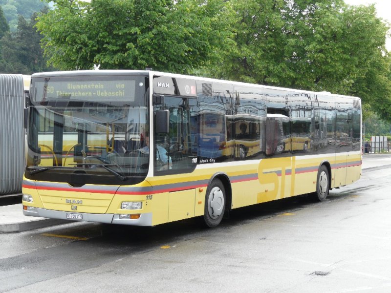 STI - MAN Lion`s City Bus Nr.115 BE 700115 eingeteilt auf der Linie 50 bei der Provisorisch Bushaltestelle neben dem Bahnhof Thun am 24.05.2008