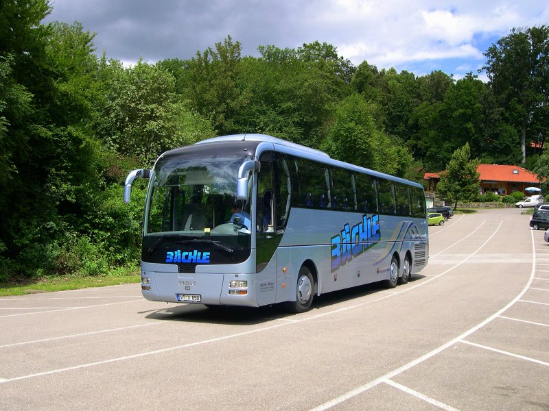 Region Baden W�rttemberg - Auf dem Parkplatz des Schlo� Lichtenstein
