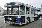FBW Trolleybus von Lausanne, mit der Betriebsnummer 747 steht auf einem Parkplatz im Industrie Gebiet bei Pratteln.
