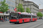 NAW Trolleybus 10, auf der Linie 12, beim Bubenbergplatz. Die Aufnahme stammt vom 09.05.2016.