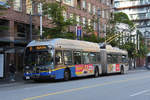 New Flyer Trolleybus E60LFR 2571, auf der Linie 10, unterwegs in Vancouver.