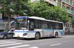 Bus der Linie 167 am 28. Juli 2009 in Shanghai.