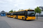 Bus Dänemark / Region Seeland / Region Sjælland: VDL Berkhof Ambassador - Wagen 8528 von Trafikselskabet Movia (Eigentümer Fahrzeug: Keolis Danmark A/S), aufgenommen im Mai 2016 am Bahnhof von Frederikssund.