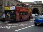 Doppelstcker-Touristenbus in Newcastle, 15.