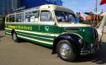 Magirus O3500, Baujahr 1954, der Reisebus aus Ulm hatte einen Deutz-Diesel mit 7983ccm und 120PS, 26 Sitzpltze, Europatreffen historischer Busse in Sinsheim, April 2014