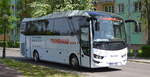 PTH TRANSHAND Sp. z.o.o. mit einem ISUZU VISIGO im Reiseliniendienst am 10.05.22 in Kostrzyn (Polen).