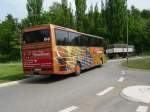 Ein MAN Reise Bus in Gold einer Fahrschule am 28.04.11 in Bad Vilbel