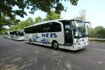 4 Busse von Omnibus Reisen Weis standen am 08.09.2014 in Deidesheim. Im Vordergrund ein Mercedes Benz Travego 