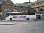 Ein Setra Reisebus am 27.03.11 von Eurolines in Frankfurt am Main Hbf