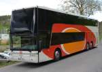 Vanhool T9, ein Doppeldeckerbus im Linienverkehr steht am 30.05.2012 in Vstervik/Schweden.
