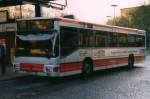 Bogestra 9205, ein MAN NL202, aufgenommen im Mai 2002 in Bochum am Hauptbahnhof.