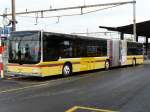 STI - MAN Lion`s City Gelenkbus Nr.121 BE 700121 im Euro Fieber ( Einige Busse sind mit Fussbllen auf den Radkappen unterwegs )  bei der Provisorisch Bushaltestelle neben dem Bahnhof Thun am 24.05.2008