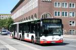 Vestische 2619 (RE VS 2619).
Dieser Bus fhrt als Linie SB16 nach Dorsten.
Essen HBF, 13.7.2010.
