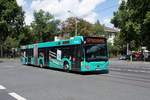 Stadtbus Mainz: Mercedes-Benz Citaro C2 Gelenkbus der MVG Mainz / Mainzer Verkehrsgesellschaft (Wagen 903), aufgenommen im Juli 2020 an der Haltestelle  Goethestraße  in Mainz.