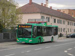Graz. Wagen 79 der Graz Linien war am 18.04.2021 auf der Linie 34 unterwegs, hier in der Fliedergasse.