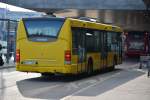 AND 853 (Scania OmniLink) ist eingesetzt als Shuttle zwischen Parkplatz und Arlanda Flughafen Stockholm.