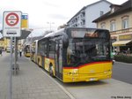 Postauto/PU Kuhn AG 17856 (Solaris Urbino 18) am 1.4.2016 beim Bhf.