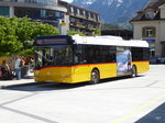 Postauto - Solaris  BE  610538 bei den Bushaltestellen vor dem Bahnhof in Interlaken West am 06.05.2016
