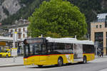 Solaris Bus der Post, auf der Linie 101, fährt zur Haltestelle beim Bahnhof Interlaken West. Die Aufnahme stammt vom 05.06.2020.